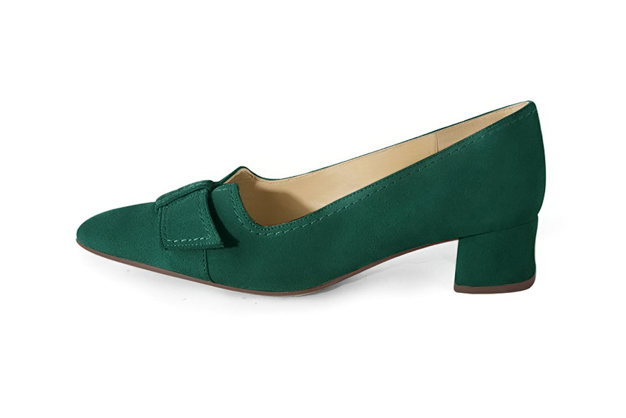 French elegance and refinement for these forest green dress pumps, with a knot on the front, 
                available in many subtle leather and colour combinations. Possibility to customize with your colors and materials.
With its original cutout, this pretty fitted pump
will render you great services, combining comfort and distinction. 
                Matching clutches for parties, ceremonies and weddings.   
                You can customize these shoes to perfectly match your tastes or needs, and have a unique model.  
                Choice of leathers, colours, knots and heels. 
                Wide range of materials and shades carefully chosen.  
                Rich collection of flat, low, mid and high heels.  
                Small and large shoe sizes - Florence KOOIJMAN